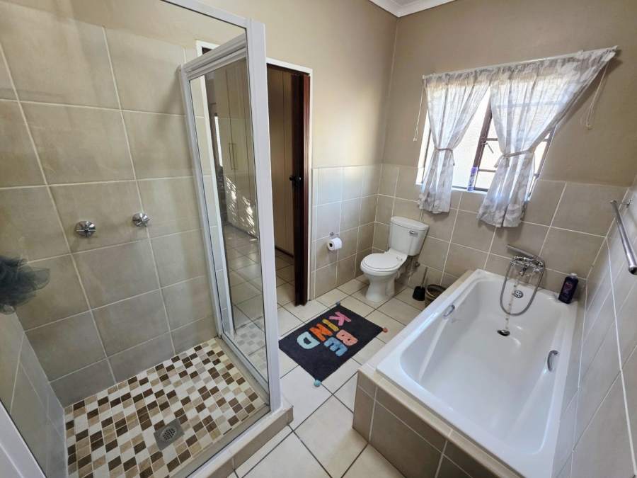 3 Bedroom Property for Sale in Dan Pienaar Free State